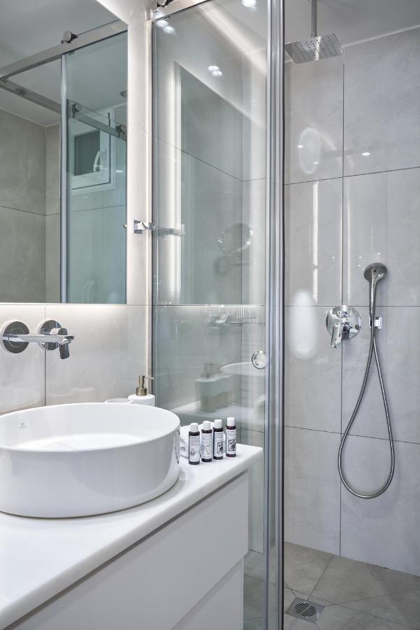Urban Heights 3Bd Apt, Next To Hilton アテネ エクステリア 写真