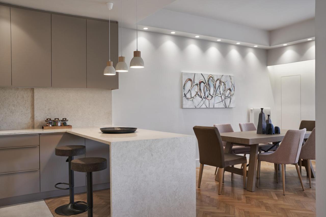 Urban Heights 3Bd Apt, Next To Hilton アテネ エクステリア 写真